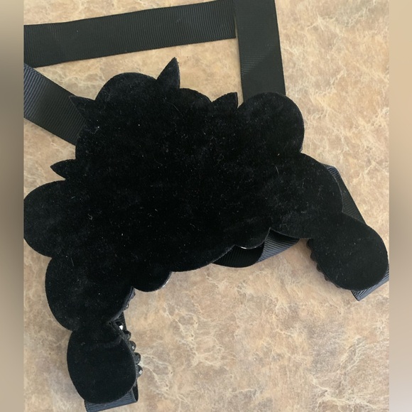 GORGEOUS Statement Necklace!!! - Picture 2 of 3